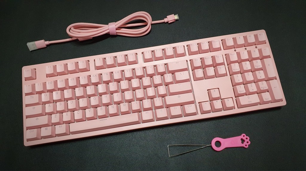 Bàn phím cơ AKKO 3108S RGB PRO Pink Cherry MX Red Switch có chuẩn kết nối type-C và dây cáp tháo rời tiện lợi