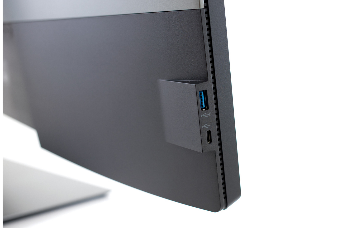 Màn hình Dell U4320Q 42.5 inch 4K IPS USB Type-C    