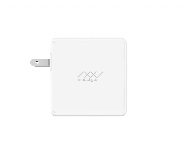 S?C ÐA C?NG MACBOOK INNOSTYLE GOMAX PLUS 73W (USB-C PD 61W + 2*USB A SMART AI) – IC73-3PD-White